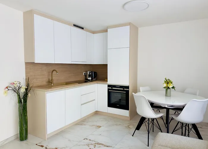 Apartment Danube22 4 *
